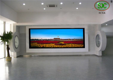 Độ nét cao P5 SMD 3in1 Trong nhà Màn hình hiển thị LED Màu Đèn LED Video Wall