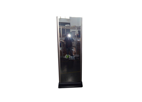 Music Center Tầng Thường vụ Totem hình LCD kỹ thuật số Signage Với USB và thẻ SD Chức năng