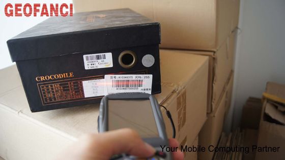 WIFI GPS Bluetooth Tay Máy quét mã vạch Được tổ chức với RFID đọc và viết